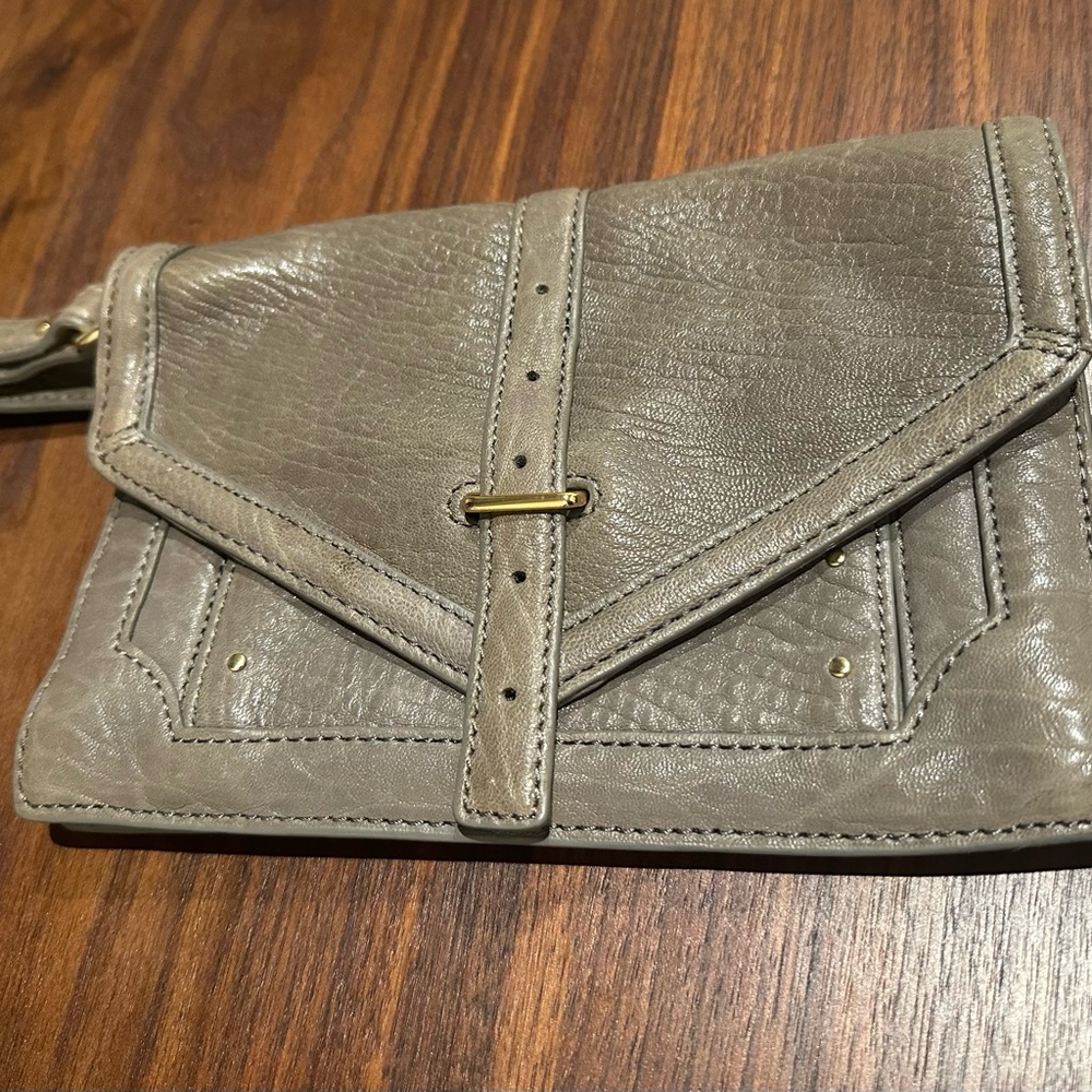 Tory Burch 797 Elephant Clutch